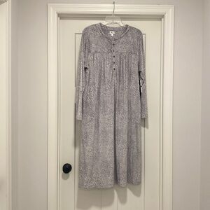 Aria collection long nightgown